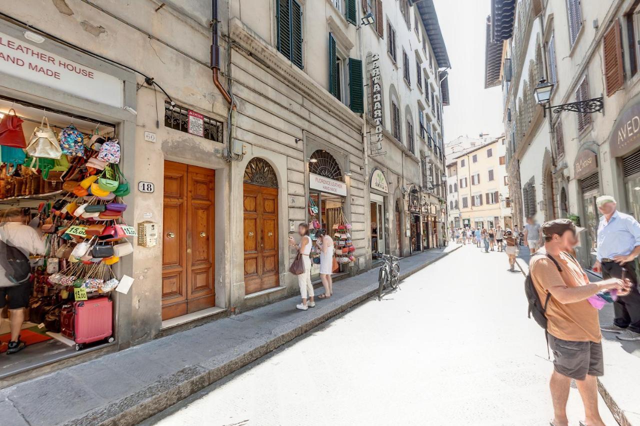 フィレンツェMagico Risveglio Agli Uffiziアパートメント エクステリア 写真